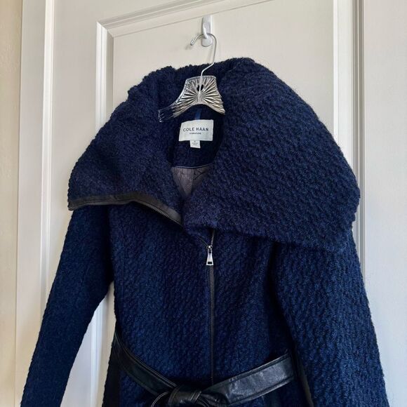 Cole Haan Blue Teddy Jacket with Oversized Collar and Belt - Picture 2 of 10
